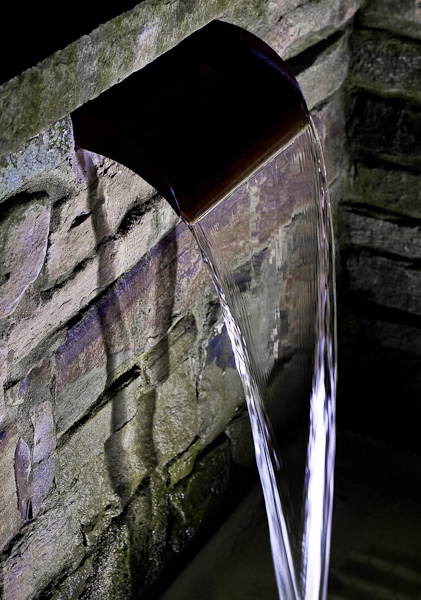 Lighting water feature