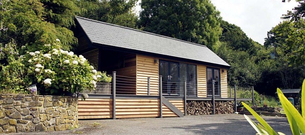 Garden office and spare room