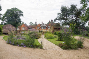 Read more about the article Grayshott, front garden